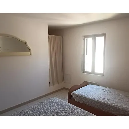 Maison Terrasse Barbecue A 1 Tram De Montpellier Et 20 Min Des Plages Holiday home Saint-Jean-de-Vedas
