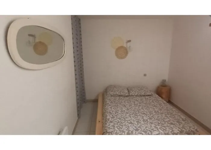 Maison Terrasse Barbecue A 1 Tram De Montpellier Et 20 Min Des Plages بيت للعطل